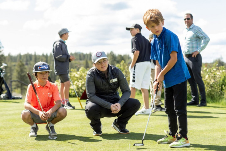 Nguyên nhân sân golf cần hợp tác với các trường học địa phương