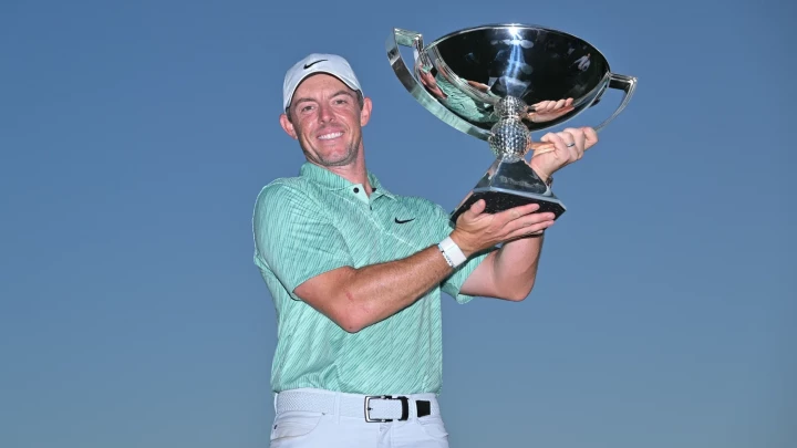 Rory McIlroy đã kiếm được bao nhiêu tiền từ việc thi đấu?